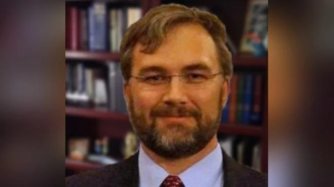 Sweetwater County had 58 lawyers with active licenses to practice as of Q4