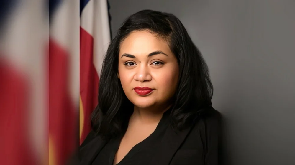 Marisol Larez, Chief Administrative Officer Marisol Larez, Chief Administrative Officer