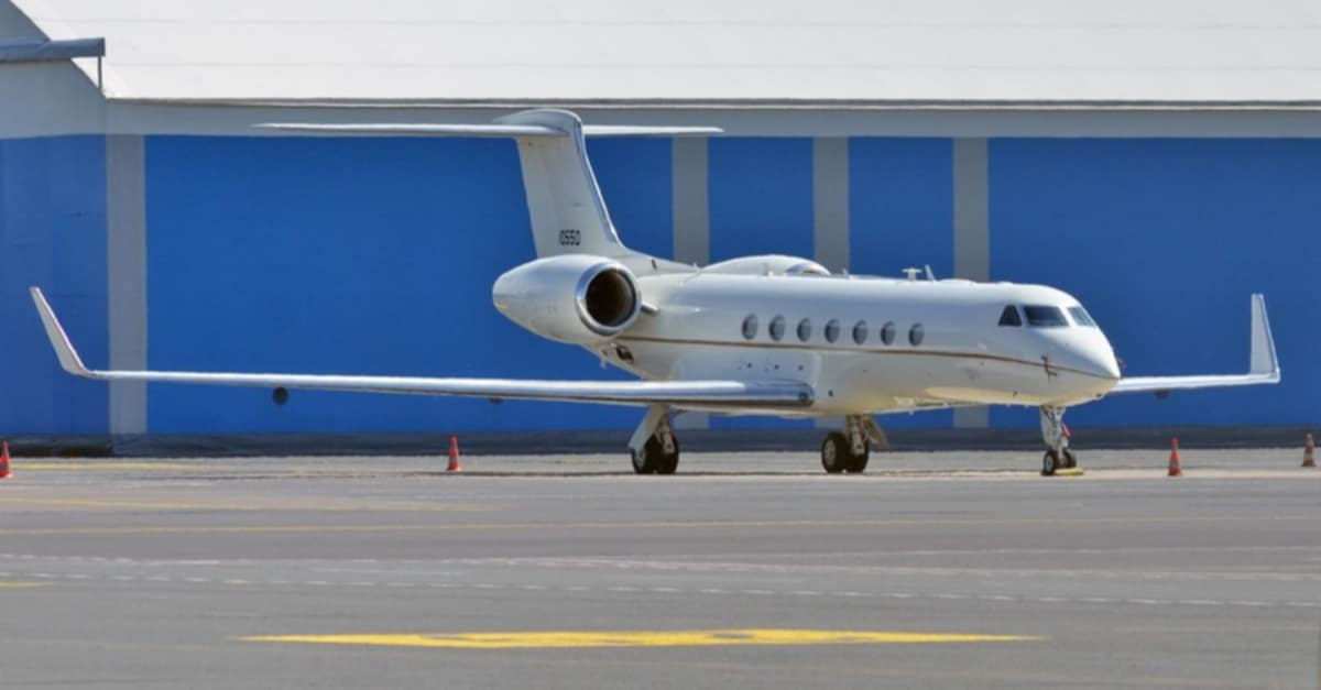 Private jet