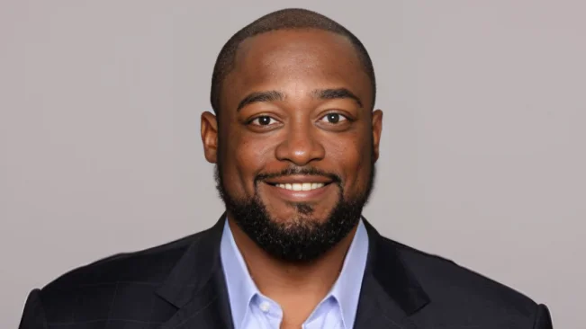 Steelers host student summit on careers in sports communication
