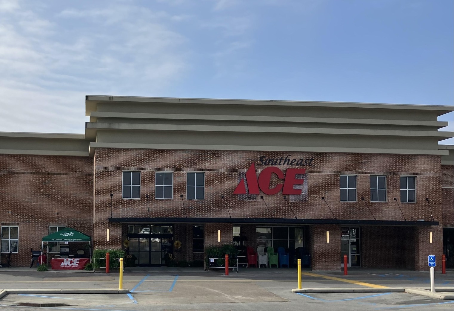 Southeast Ace of Midtown Hattiesburg celebrates 2-day grand opening Southeast Ace of Midtown Hattiesburg celebrates 2-day grand opening