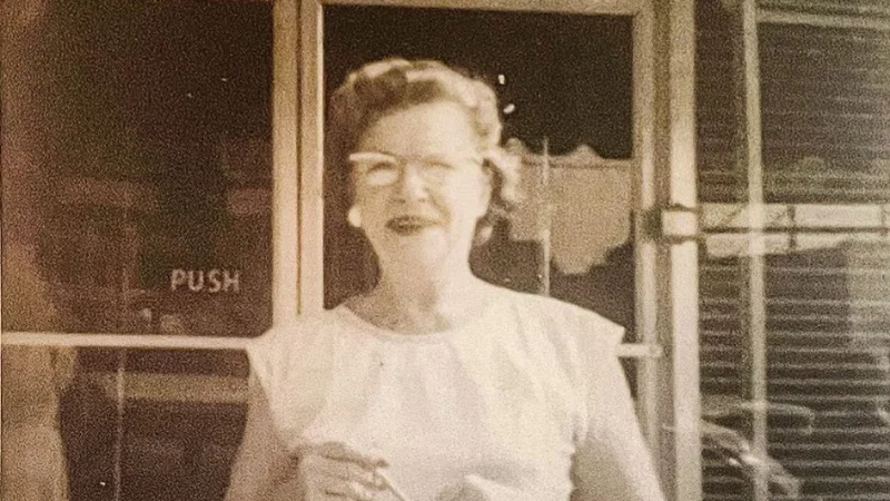 Mary MacKenzie, Founder of Mary Mac’s Tea Room Mary MacKenzie, Founder of Mary Mac’s Tea Room