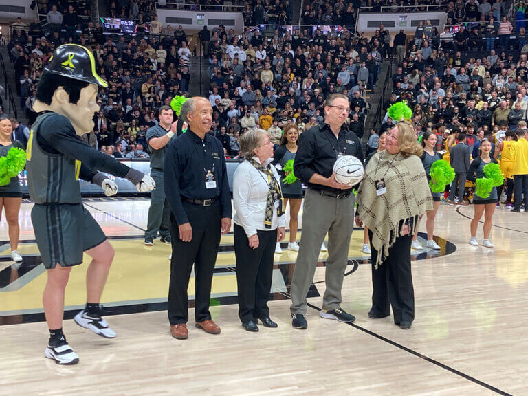 Purdue Veterinary Medicine Donor Honored at Purdue Men’s Basketball Game Purdue Veterinary Medicine Donor Honored at Purdue Men’s Basketball Game