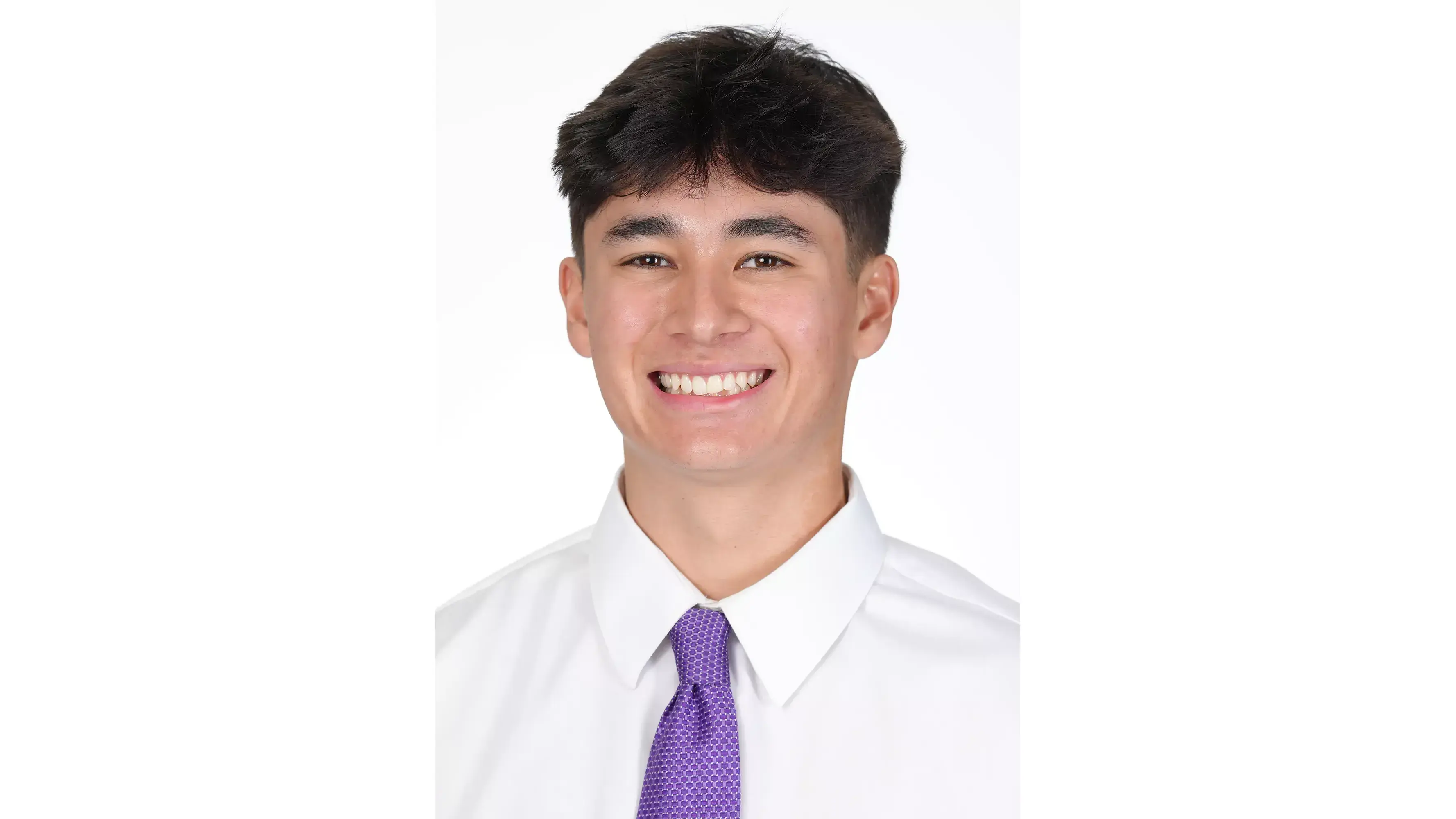 Which ex-high school standouts featured in Central Oregon will compete on Wednesday, April 8?