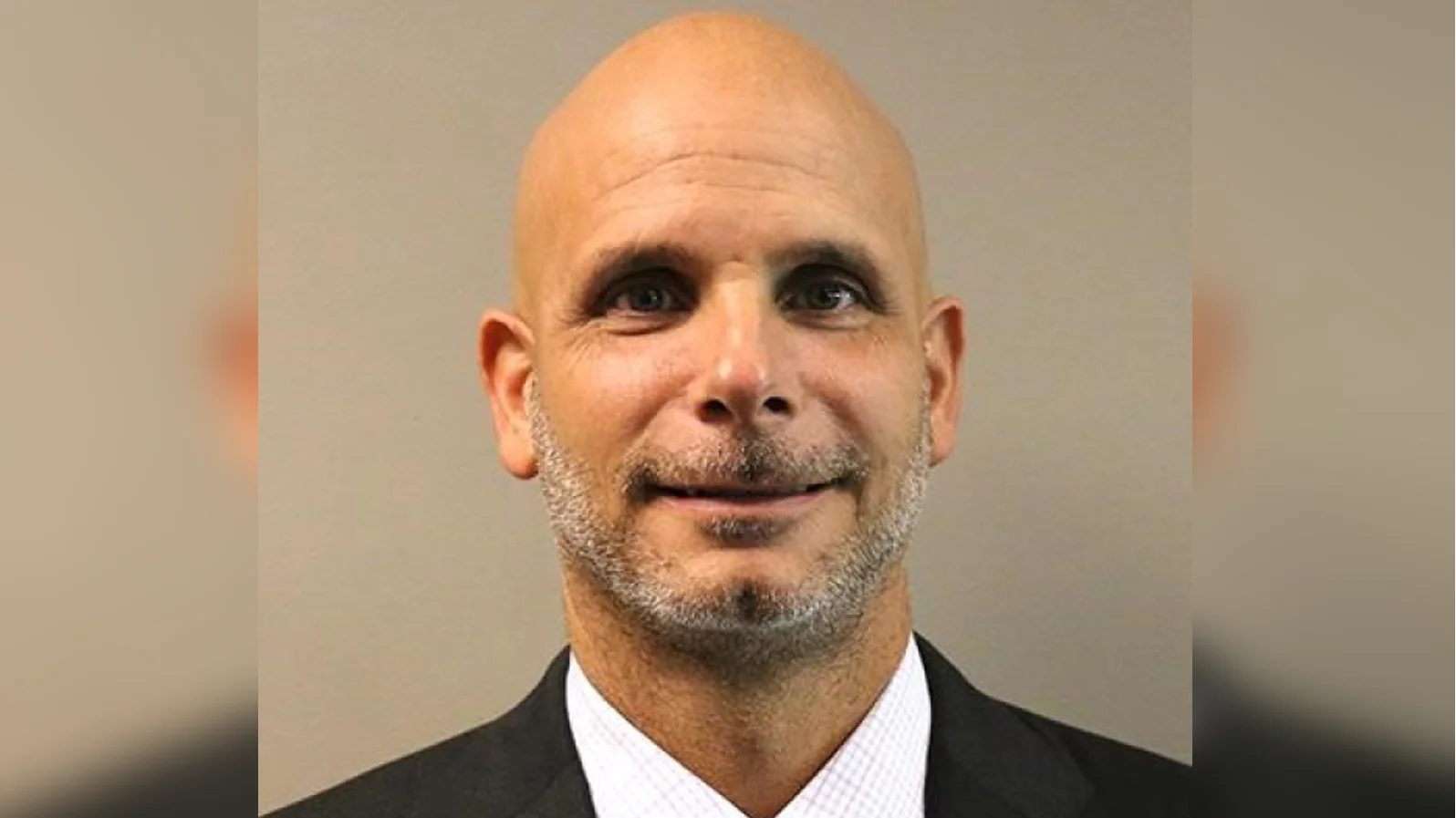 Pete Guelli Evp & Chief Operating Officer - The Buffalo Bills Pete Guelli Evp & Chief Operating Officer - The Buffalo Bills