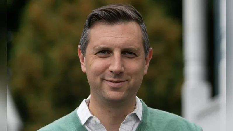 U.S. Rep. Seth Magaziner representing Rhode Island%27s 2nd Congressional District - Official U.S. House headshot