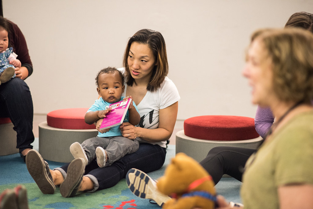 Baby Storytime (2 – 15 months)