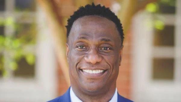 Dr. Ronnie Hopkins President - Voorhees College