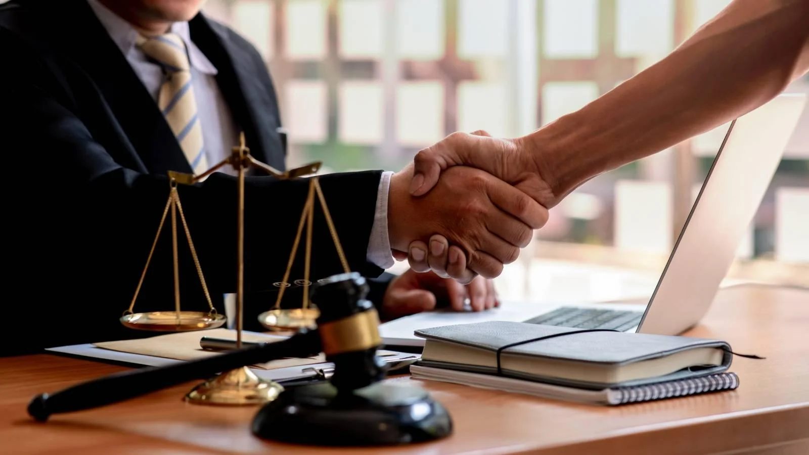 There were 37,403 lawyers in good standing in cities located within Los Angeles County as of Q3 There were 37,403 lawyers in good standing in cities located within Los Angeles County as of Q3