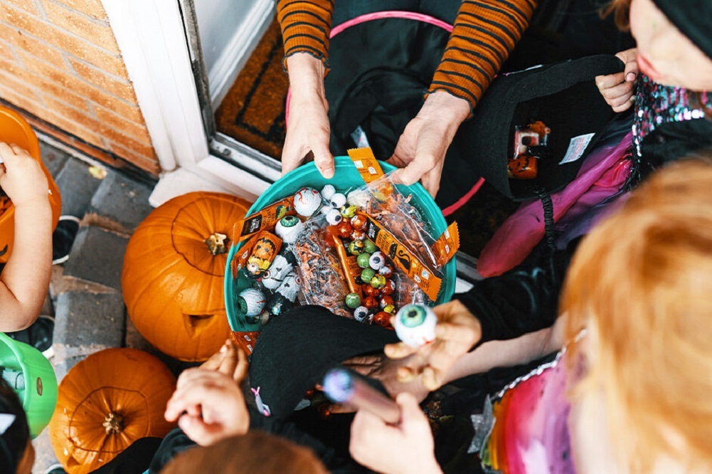 Trick-or-Treating 2021