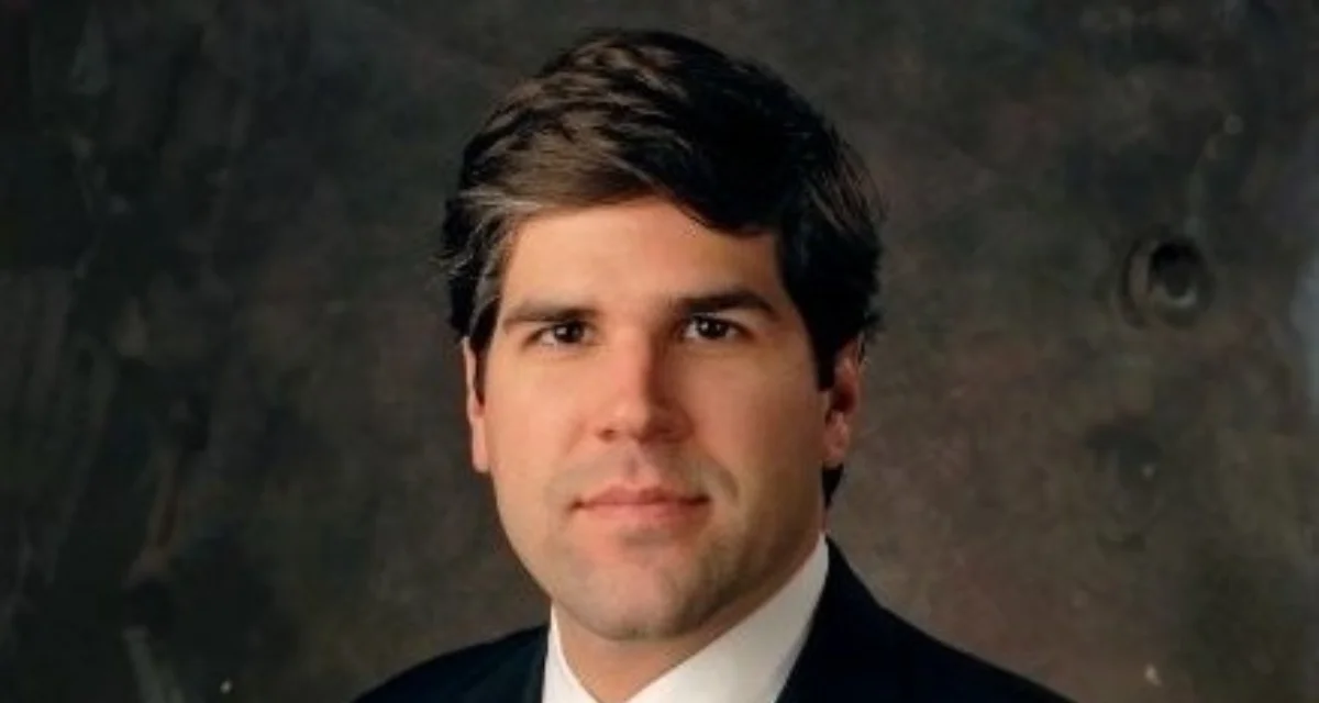 Clark Finney, Executive Managing Director @ JLL Clark Finney, Executive Managing Director @ JLL