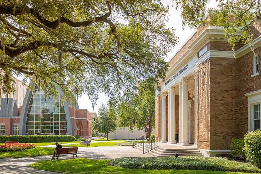 UT To Host Adam Smith Breakfast UT To Host Adam Smith Breakfast