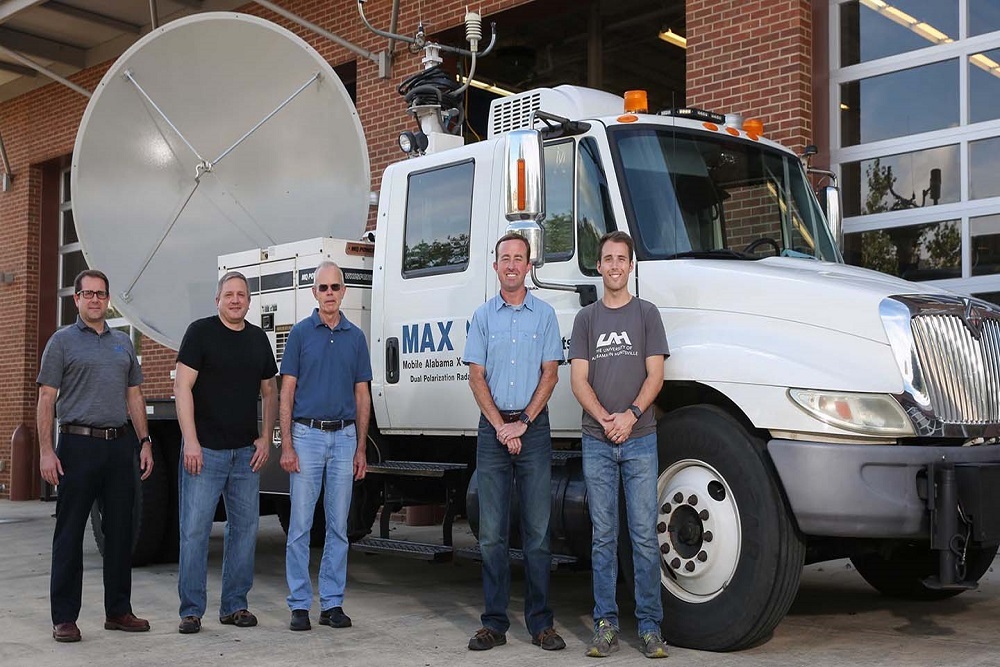 UAH weather team moves south to track Alabama storms, tornadoes UAH weather team moves south to track Alabama storms, tornadoes