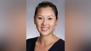 Lynn Leong Brooks G. Ragen Director of Squash at Yale