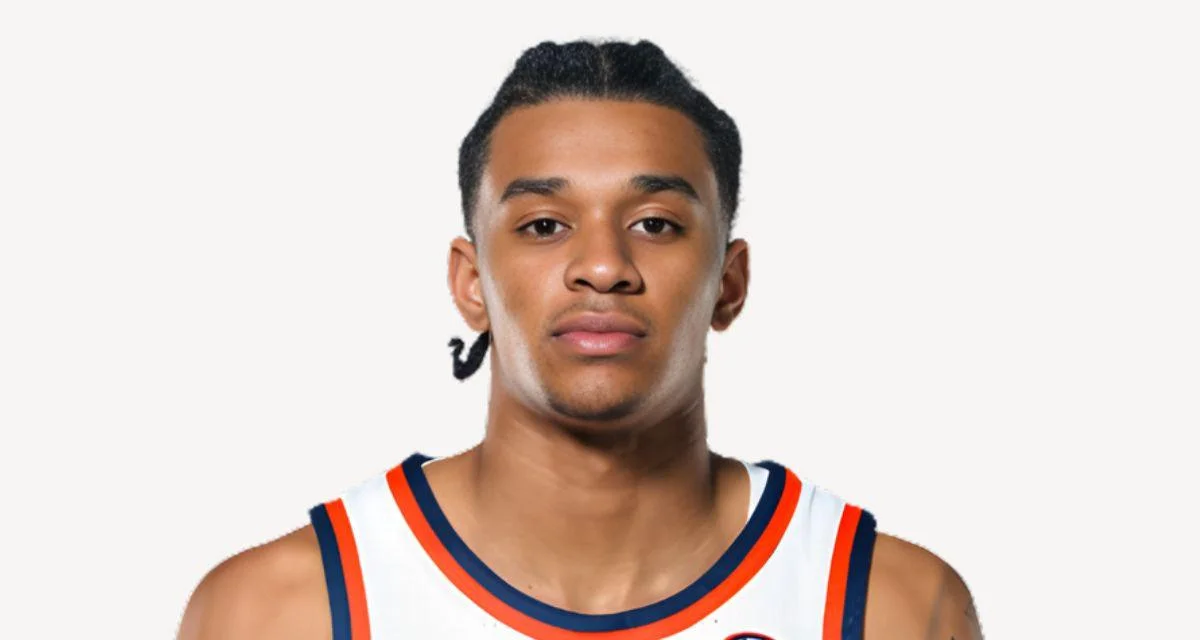 Elyjah Freeman named to College Sports Communicators Academic All-District Team