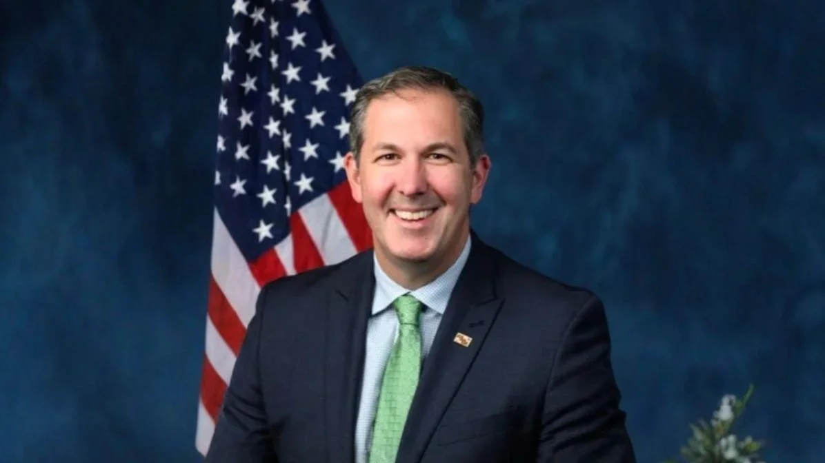 Rep. Olszewski introduces bill in U.S. House to require annual small business contracting reports