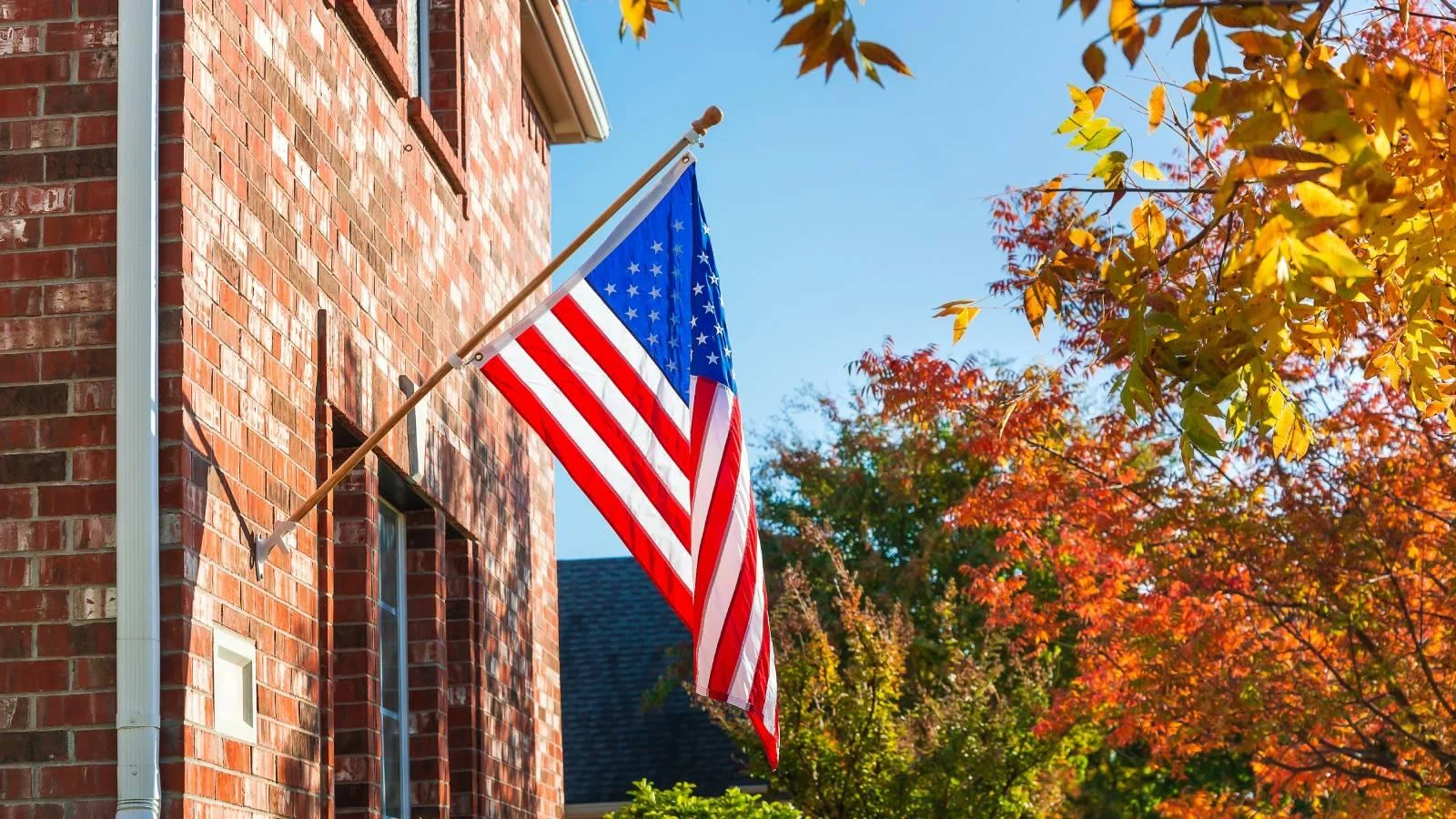 Ace Hardware of South Pasadena to give away American flags Ace Hardware of South Pasadena to give away American flags