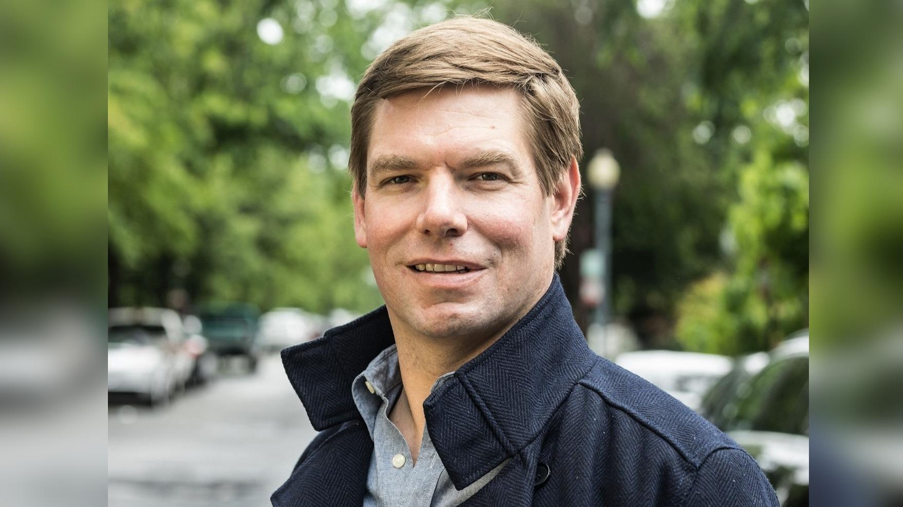Eric Swalwell shares opinions on sports and politics