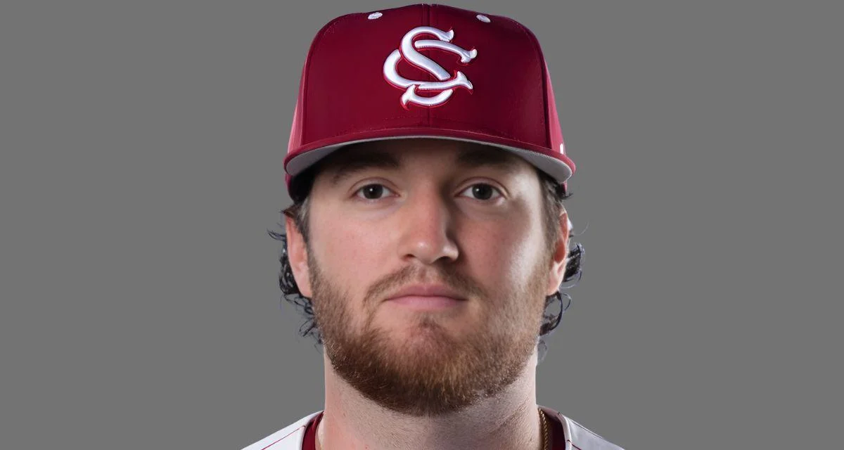 South Carolina baseball loses to Florida in extra innings in SEC opener