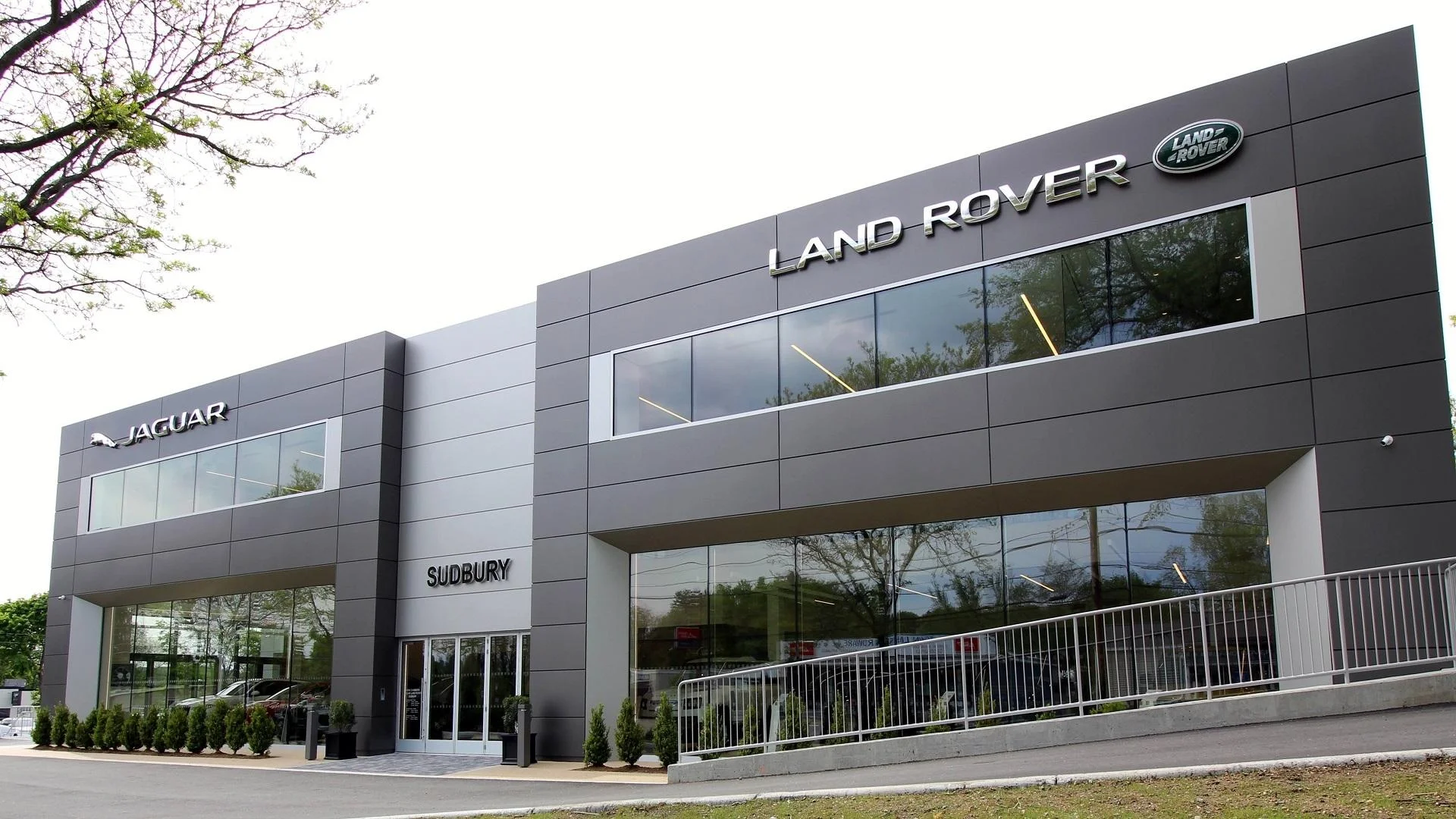 Land Rover Sudbury to President Trump: ‘We wholeheartedly support your promise’ to end EV mandates Land Rover Sudbury to President Trump: ‘We wholeheartedly support your promise’ to end EV mandates