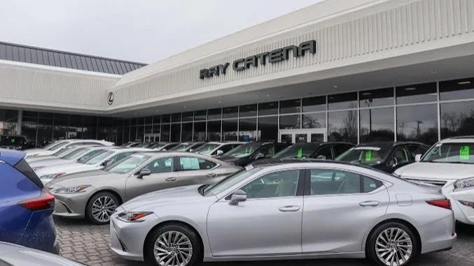 Ray Catena Lexus of Freehold to President Trump on EV Mandates: ‘We hope you will stop it’