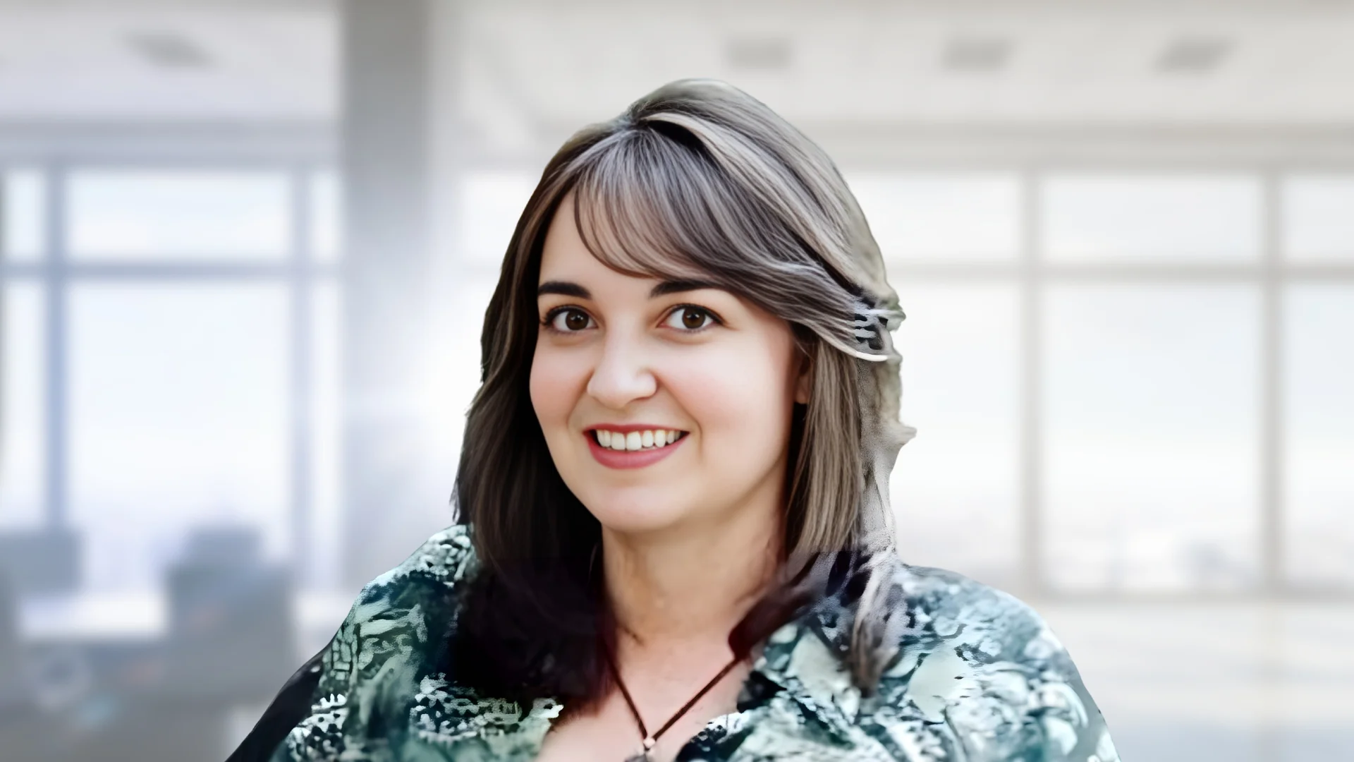 Loreen West, Editor of Live Insurance News