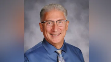 Mineral Point Unified School District Education: 800 students were enrolled in schools in 2024-25 school year