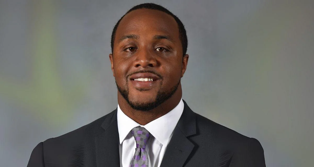 Bryan Smothers, Head Coach