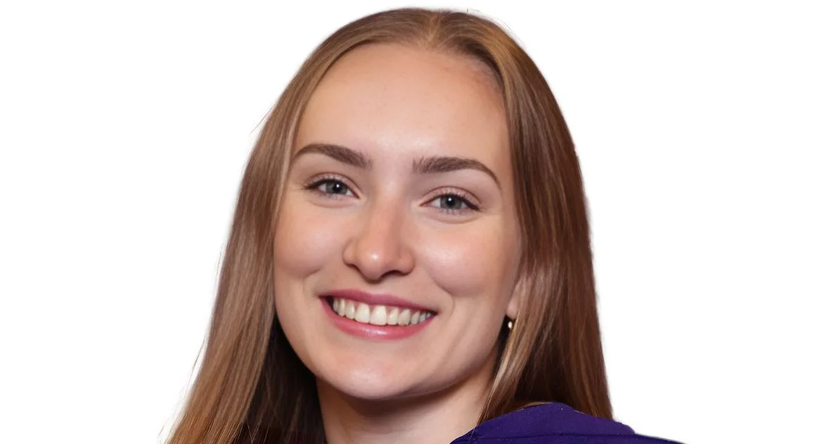 Eve Stone, Women%27s Ice Hockey at Stonehill College - Stonehill College Athletics