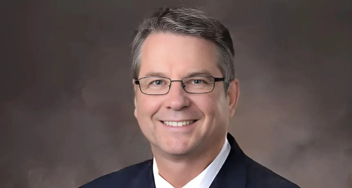 Texas State Sen. Charles Perry (R- Lubbock) - Official Website Texas State Sen. Charles Perry (R- Lubbock) - Official Website