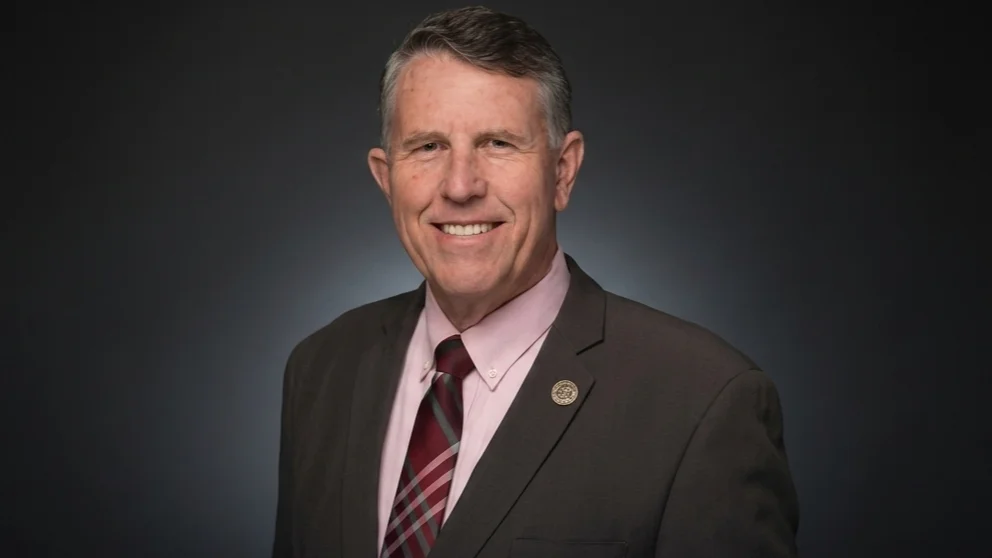 Arizona Senate bill by author Sen. Farnsworth wins approval in both chambers, setting 2026-27 general appropriations and agency funding levels