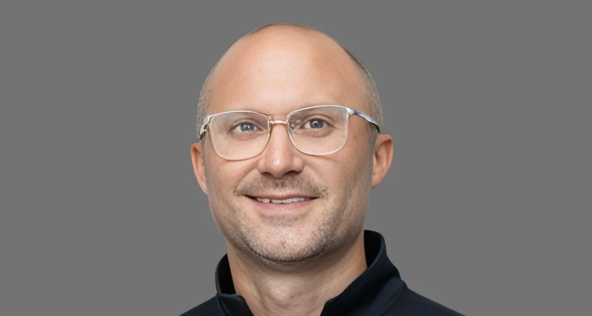 Cliff Cisar, Women's Track and Field Head Coach at University of Nebraska Omaha Cliff Cisar, Women's Track and Field Head Coach at University of Nebraska Omaha