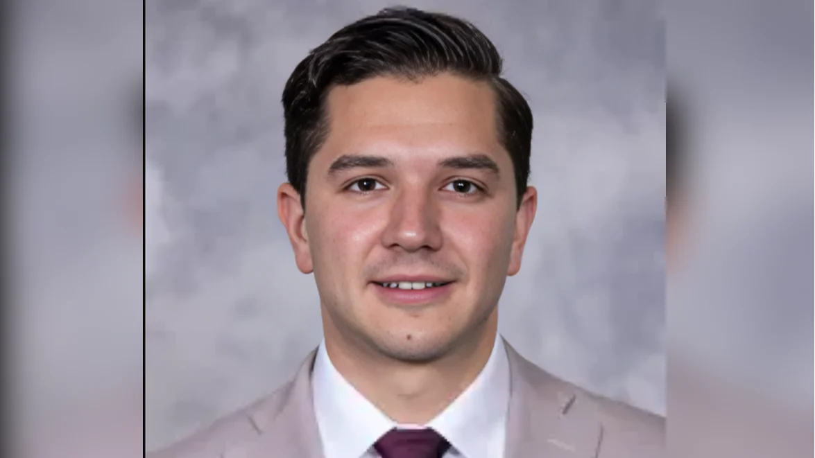 Red Wings mourn death of Hall of Famer Alex Delvecchio at age 93