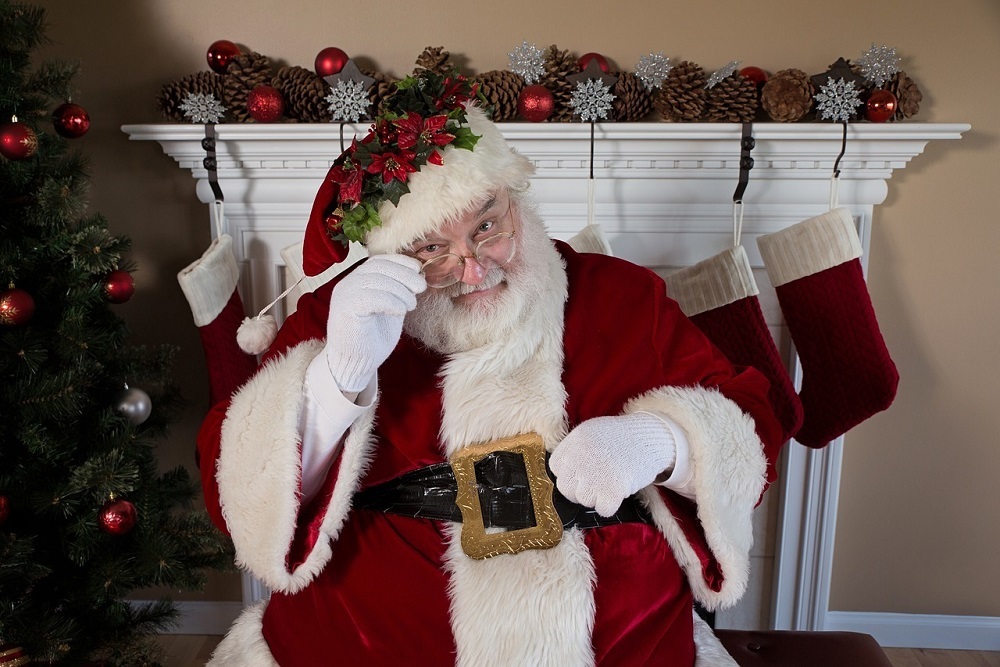 CITY OF ROSEAU; Santa Claus is coming to town! CITY OF ROSEAU; Santa Claus is coming to town!