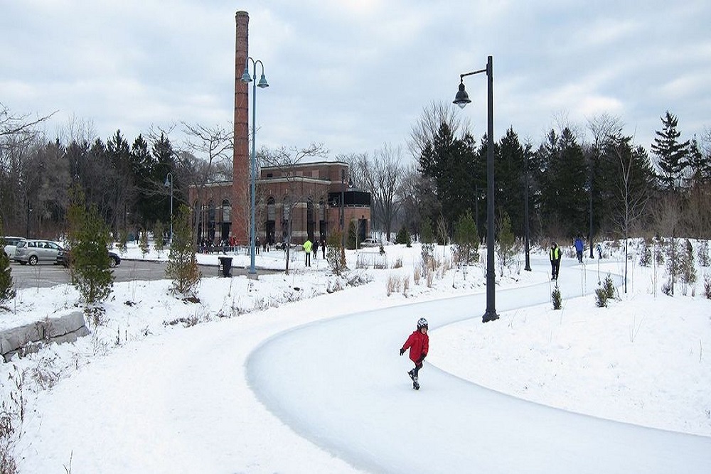 CITY OF WARROAD: Come play in Warroad.