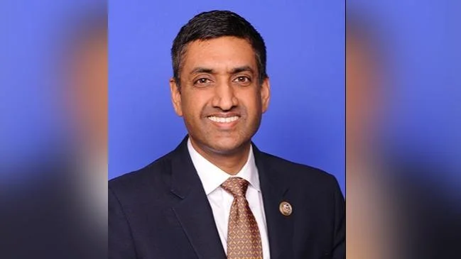 Ro Khanna highlights American job losses due to deindustrialization