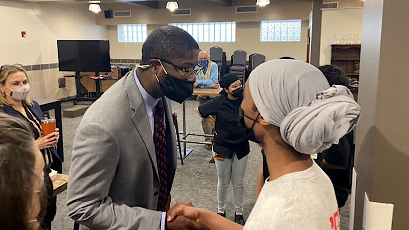 Austin ISD names Mays interim superintendent: ‘Thank you all for your faith in me’ Austin ISD names Mays interim superintendent: ‘Thank you all for your faith in me’