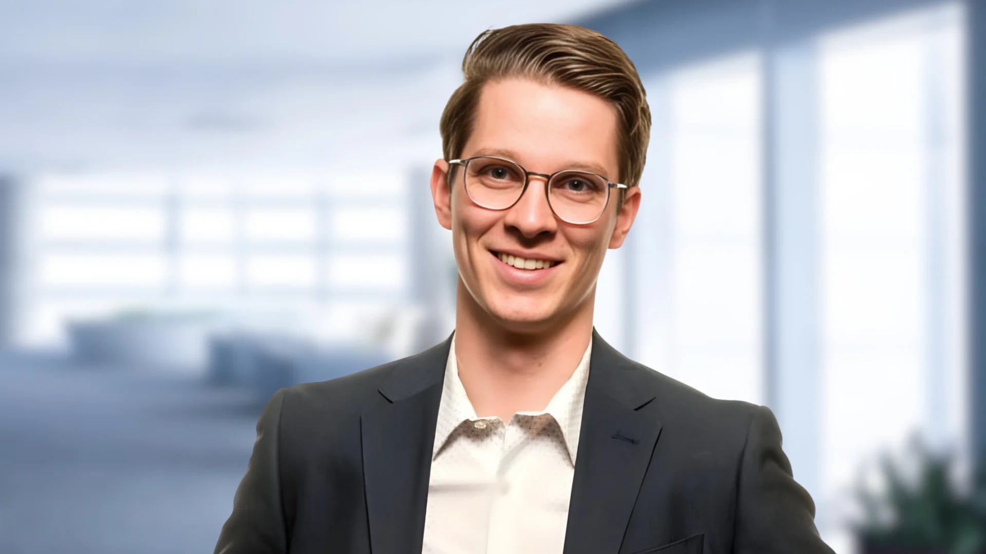 Zach Bruick, Expert (Engagement Manager) of McKinsey & Company