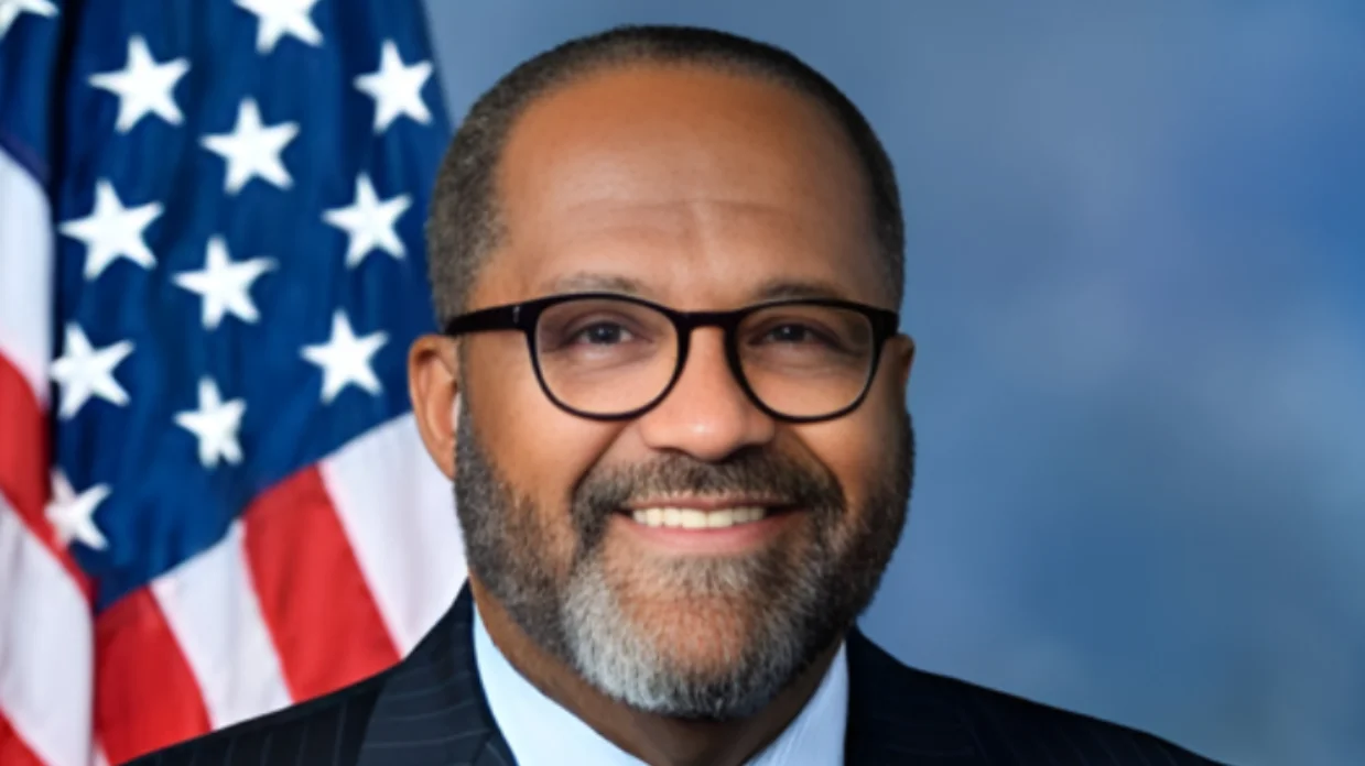 Troy A. Carter criticizes ICE conditions and GOP policies