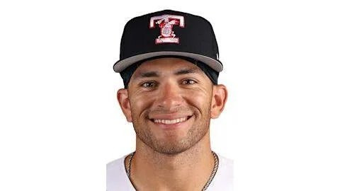Trei Cruz Trei Cruz