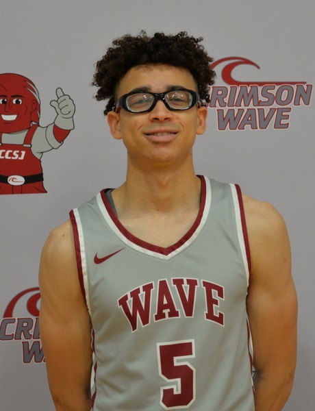 Men’s Basketball finish season with Senior Night and close game loss to TIU