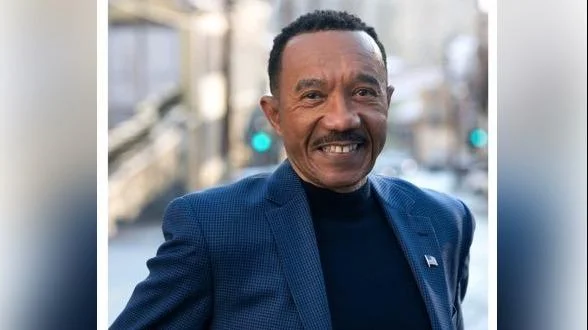 Kweisi Mfume, U.S. Representative of Maryland%27s 7th Congressional District - Official U.S. House Headshot