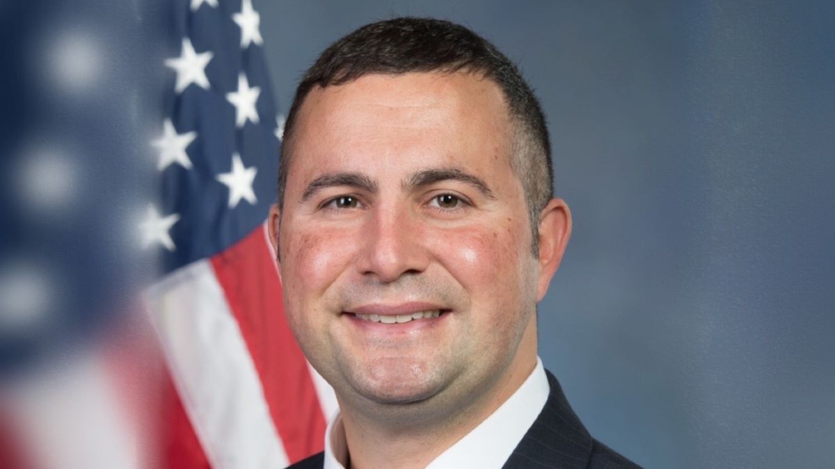 Soto, Chavez-DeRemer, Blunt Rochester, Garbarino Introduce Bipartisan Jobs of the Future Act of 2023