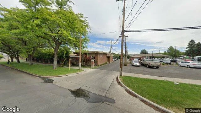 206 S 206 S 10th Ave Avenue, Yakima, WA 98902 206 S 206 S 10th Ave Avenue, Yakima, WA 98902