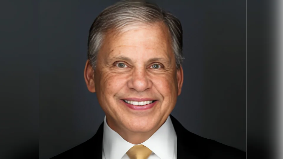 Robin Gary Cummings, M.D., Chancellor - University of North Carolina at Pembroke Robin Gary Cummings, M.D., Chancellor - University of North Carolina at Pembroke