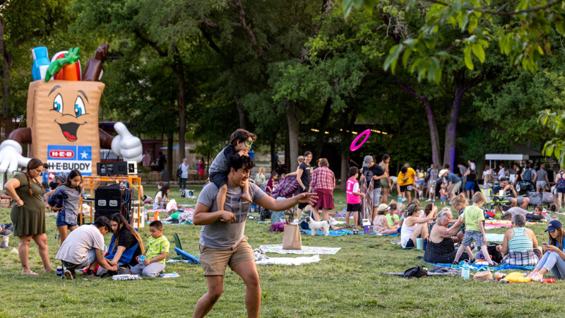 Pease Park seeks native horticulture coordinator for Austin’s public green space Pease Park seeks native horticulture coordinator for Austin’s public green space