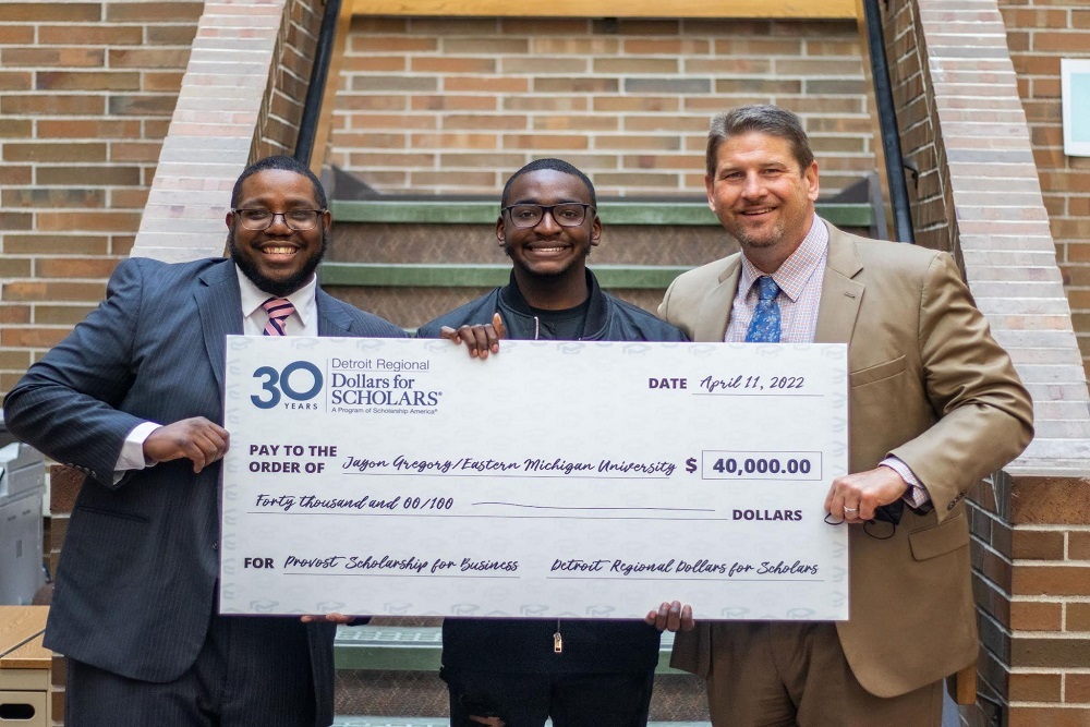 Jayon Gregory Awarded Provost Scholarship