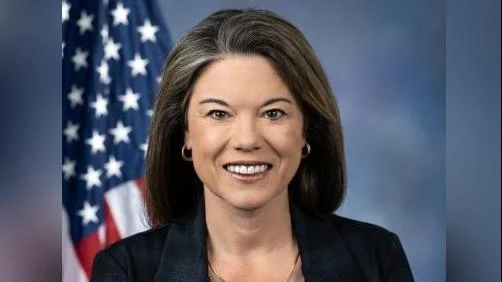 Angie Craig addresses USPS data manipulation and Gaza crisis concerns on July 31