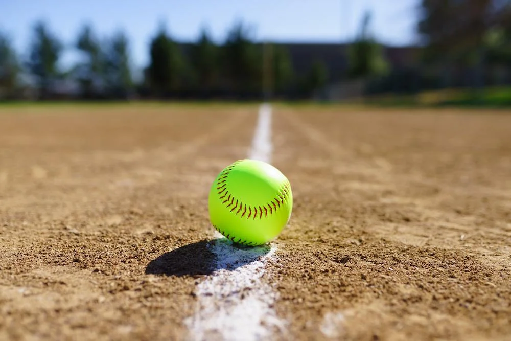 MORAINE ELEMENTARY SCHOOL: Softball – Practice to be held April 13
