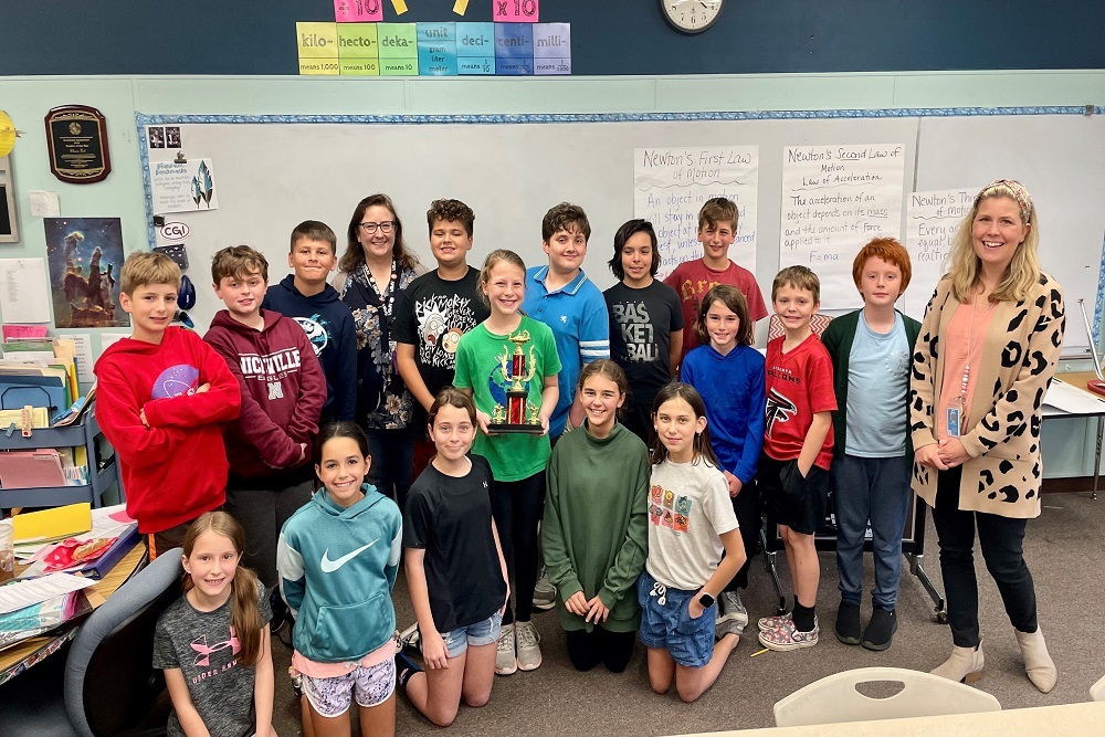 Bluewater ES’s Academic Team Places Second in Knowledge Master Open